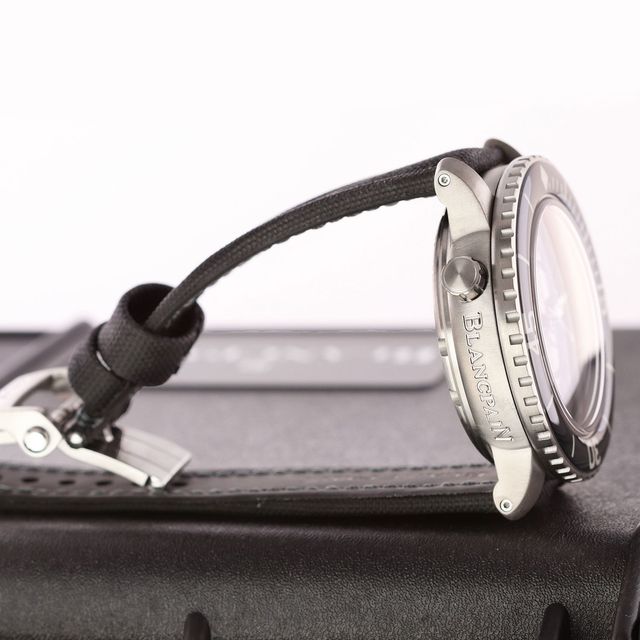 Blancpain Fifty Fathoms 50015-12B30-52B Image 4